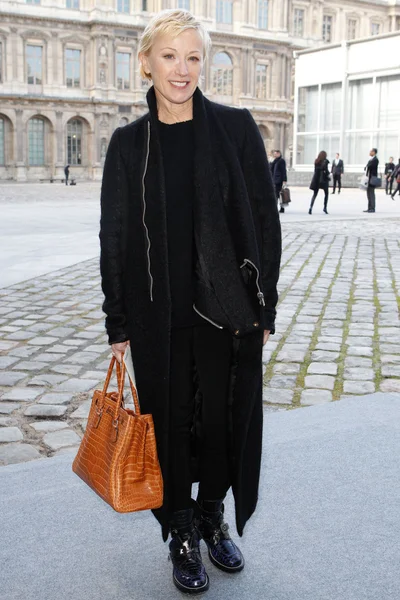 Look 10